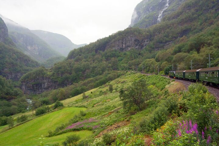Flan Train A Scenic 2-Day Train Journey Across Norway's Fjords & Waterfalls ...