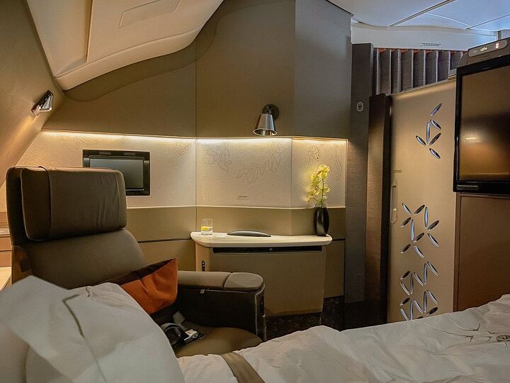 My First First Class Plane Ride Inside the World’s Most Extraordinary First-Class Flight Experience ...